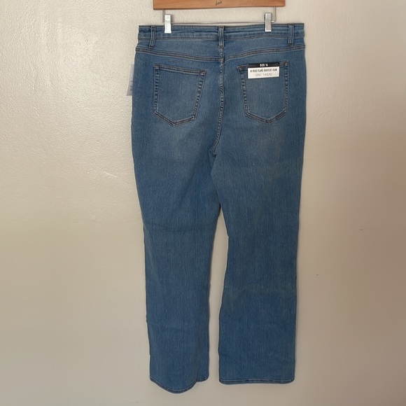 NWT Daily Thread Hi Rise Flare Bootcut Jean. 16 - Picture 6 of 8
